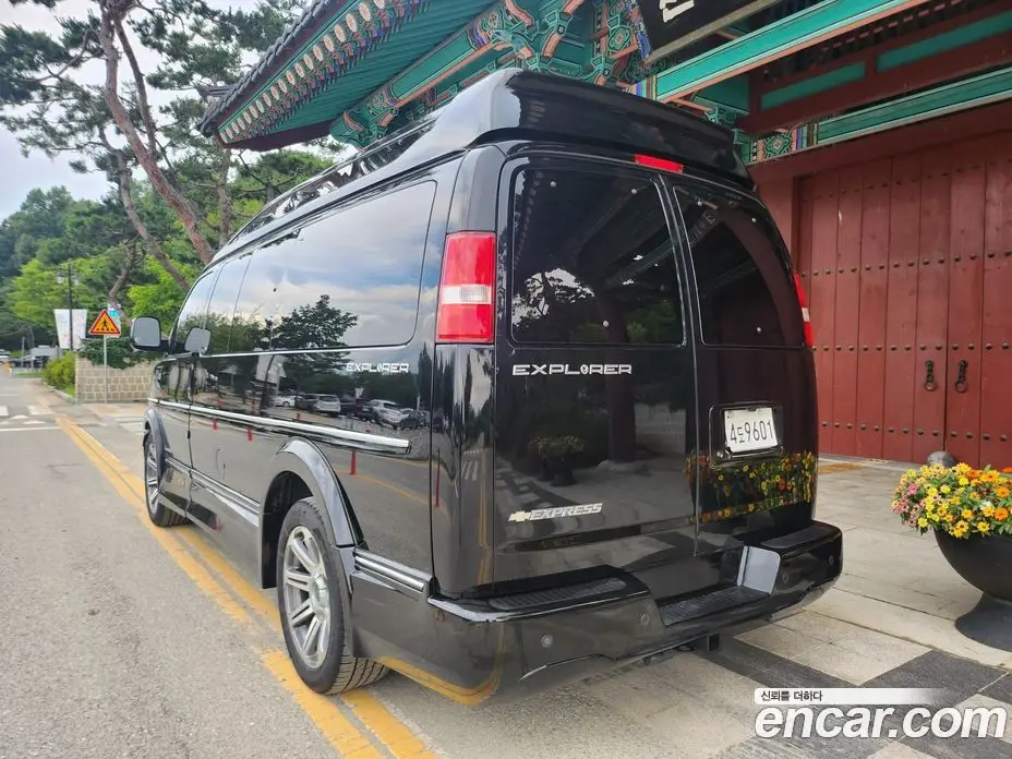 Chevrolet Express Van 2017 6.0 автомат (гидро), фото 6 Chevrolet Express Van 2017 6.0 автомат (гидро), фото 6