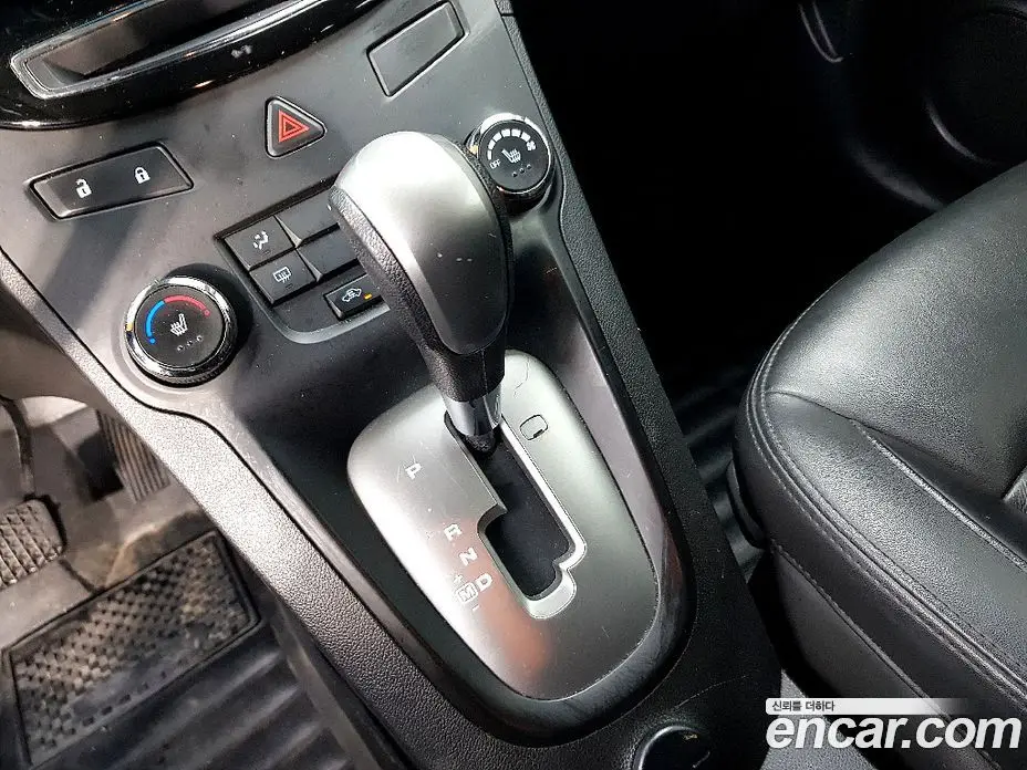 Chevrolet Orlando 2015 2.0 автомат (гидро), фото 13