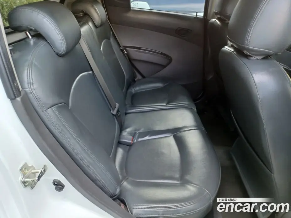Chevrolet Spark 2013 1.0 автомат (гидро), фото 11