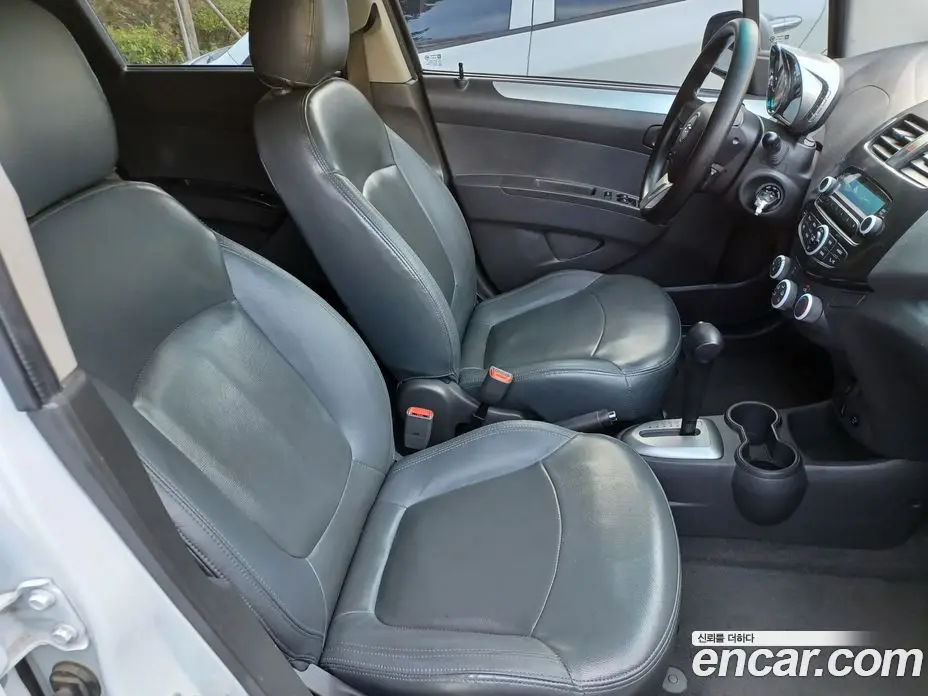 Chevrolet Spark 2013 1.0 автомат (гидро), фото 12
