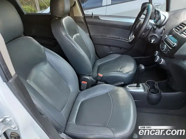 Chevrolet Spark 2013 1.0 автомат (гидро), миниатюра 9
