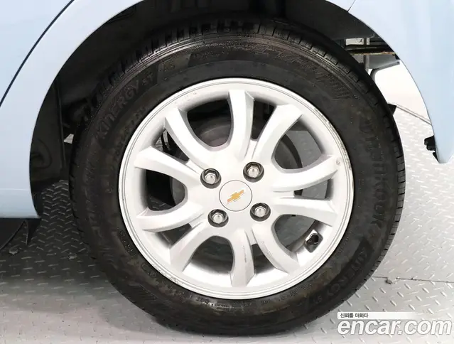 Chevrolet Spark 2014 1.0 автомат (гидро), миниатюра 10
