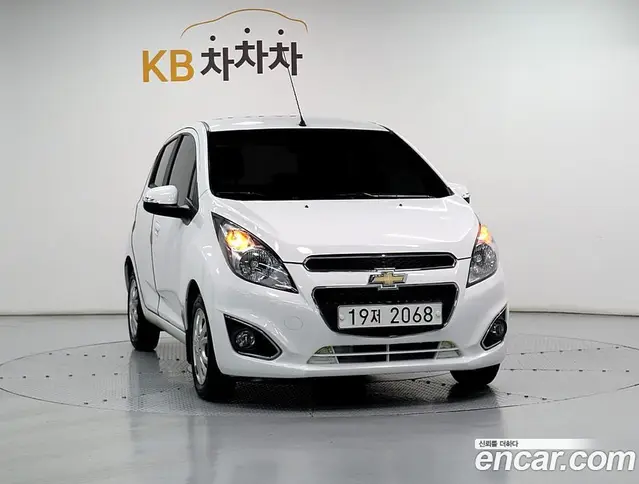 Chevrolet Spark 2015 1.0 автомат (гидро), миниатюра 2