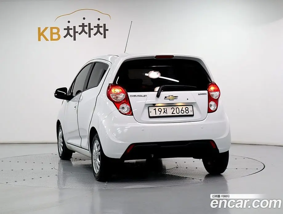 Chevrolet Spark 2015 1.0 автомат (гидро), фото 4