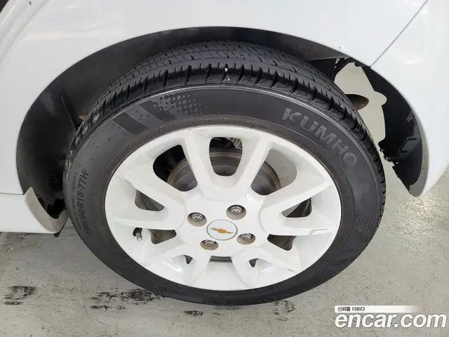 Chevrolet Spark 2015 1.0 автомат (гидро), миниатюра 5 Chevrolet Spark 2015 1.0 автомат (гидро), миниатюра 5