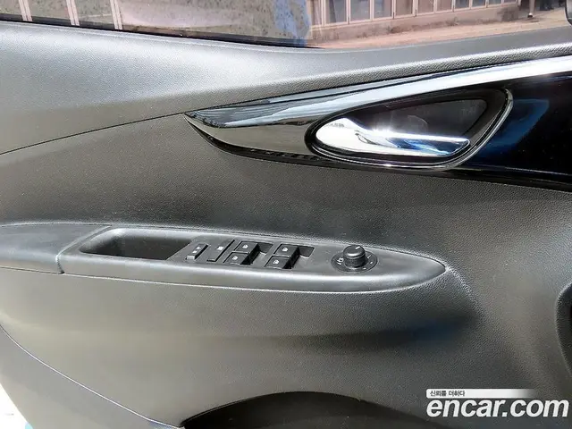 Chevrolet Spark 2016 1.0 автомат (гидро), миниатюра 11 Chevrolet Spark 2016 1.0 автомат (гидро), миниатюра 11