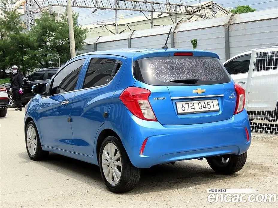 Chevrolet Spark 2016 1.0 автомат (гидро), фото 3 Chevrolet Spark 2016 1.0 автомат (гидро), фото 3