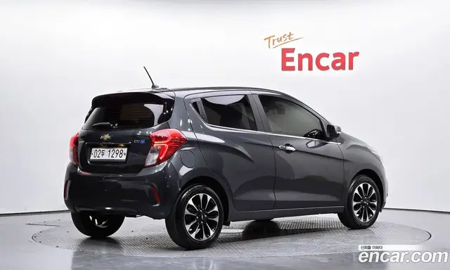 Chevrolet Spark 2018 1.0 автомат (гидро), миниатюра 2