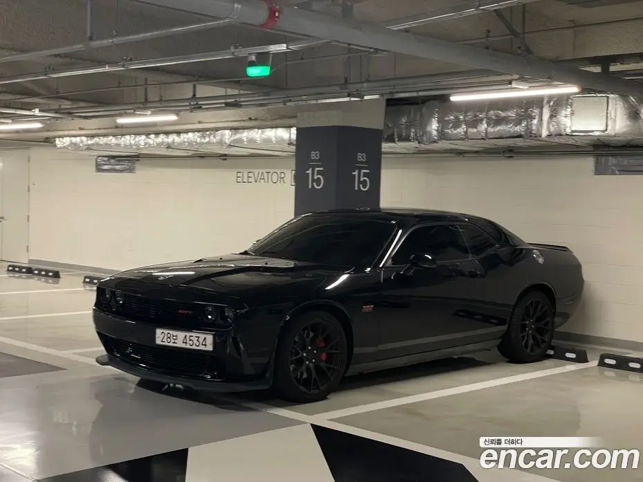 Dodge Challenger 2013 6.4 механика, фото 11 Dodge Challenger 2013 6.4 механика, фото 11