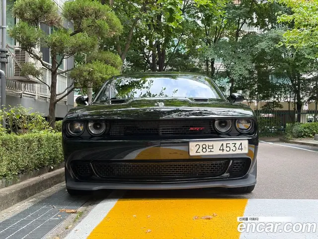 Dodge Challenger 2013 6.4 механика, миниатюра 3 Dodge Challenger 2013 6.4 механика, миниатюра 3