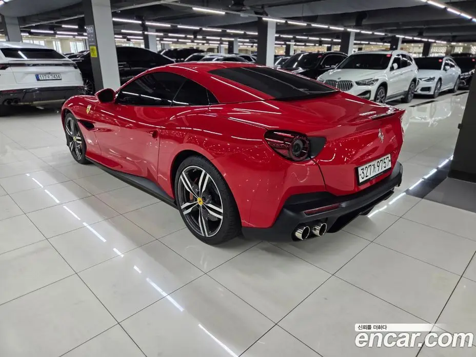 Ferrari Portofino 2018 3.9 автомат (гидро), фото 12 Ferrari Portofino 2018 3.9 автомат (гидро), фото 12