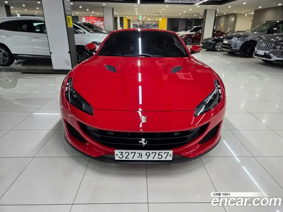 Ferrari Portofino 2018 3.9 автомат (гидро), фото 14 Ferrari Portofino 2018 3.9 автомат (гидро), фото 14