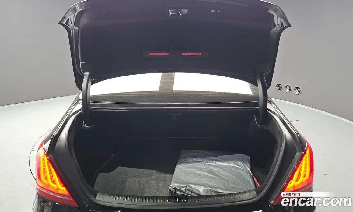 Genesis EQ900 2016 3.8 автомат (гидро), фото 20 Genesis EQ900 2016 3.8 автомат (гидро), фото 20