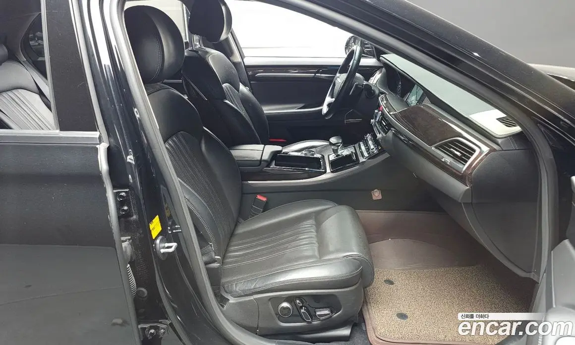Genesis EQ900 2016 3.8 автомат (гидро), фото 10 Genesis EQ900 2016 3.8 автомат (гидро), фото 10
