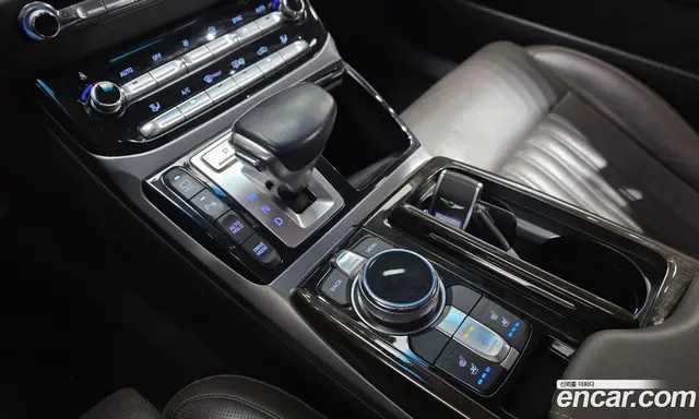 Genesis EQ900 2017 3.8 автомат (гидро), миниатюра 9 Genesis EQ900 2017 3.8 автомат (гидро), миниатюра 9