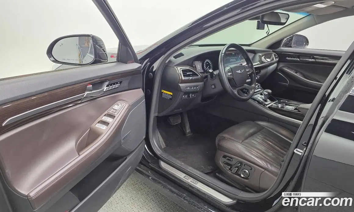 Genesis EQ900 2017 3.8 автомат (гидро), фото 10 Genesis EQ900 2017 3.8 автомат (гидро), фото 10