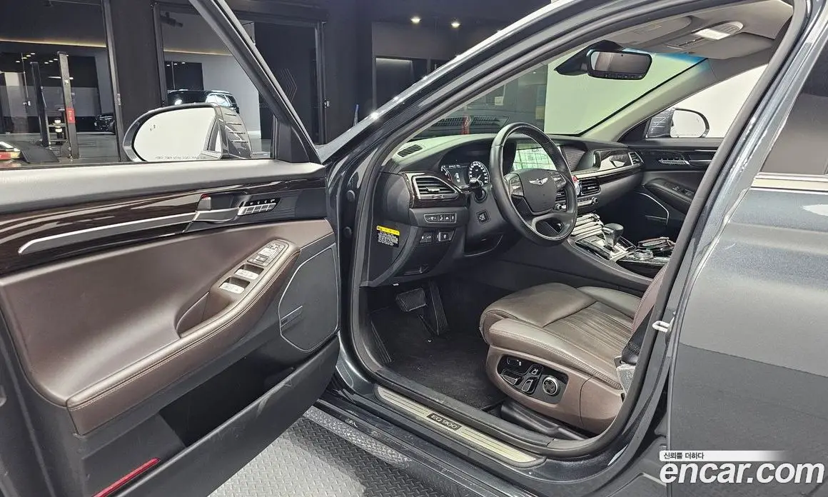 Genesis EQ900 2018 3.8 автомат (гидро), фото 12 Genesis EQ900 2018 3.8 автомат (гидро), фото 12