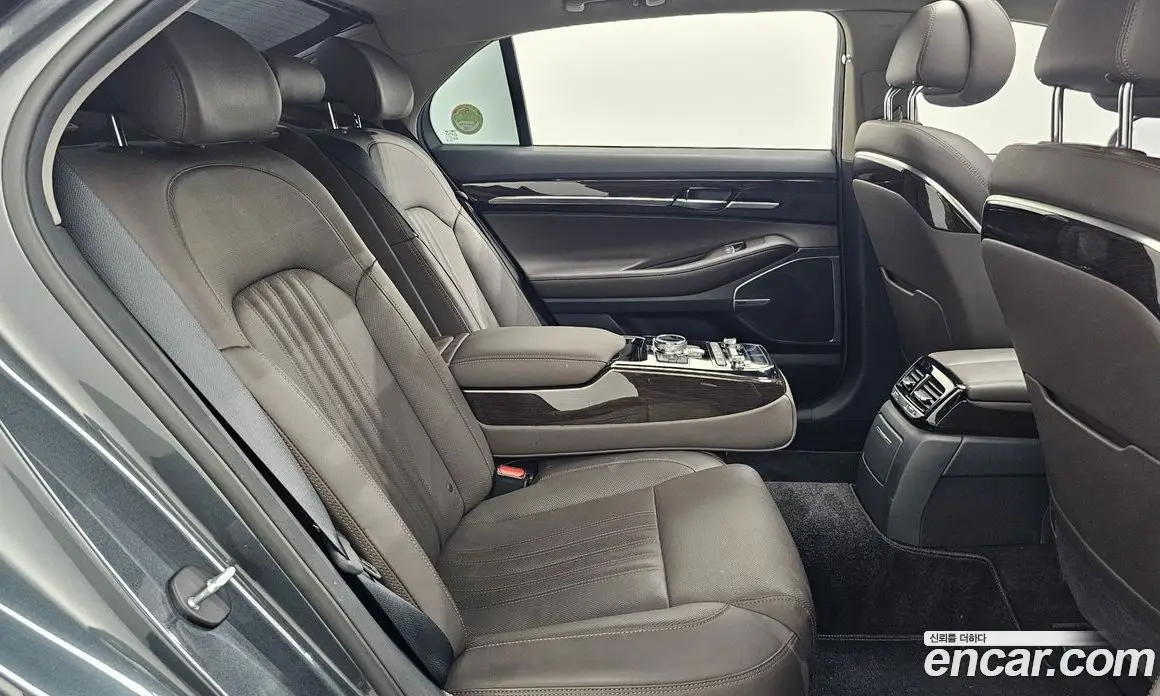 Genesis EQ900 2018 3.8 автомат (гидро), фото 17 Genesis EQ900 2018 3.8 автомат (гидро), фото 17