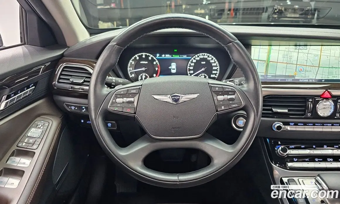 Genesis EQ900 2018 3.8 автомат (гидро), фото 18 Genesis EQ900 2018 3.8 автомат (гидро), фото 18
