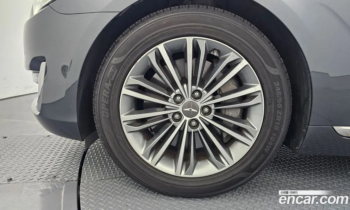 Genesis EQ900 2018 3.8 автомат (гидро), фото 4 Genesis EQ900 2018 3.8 автомат (гидро), фото 4