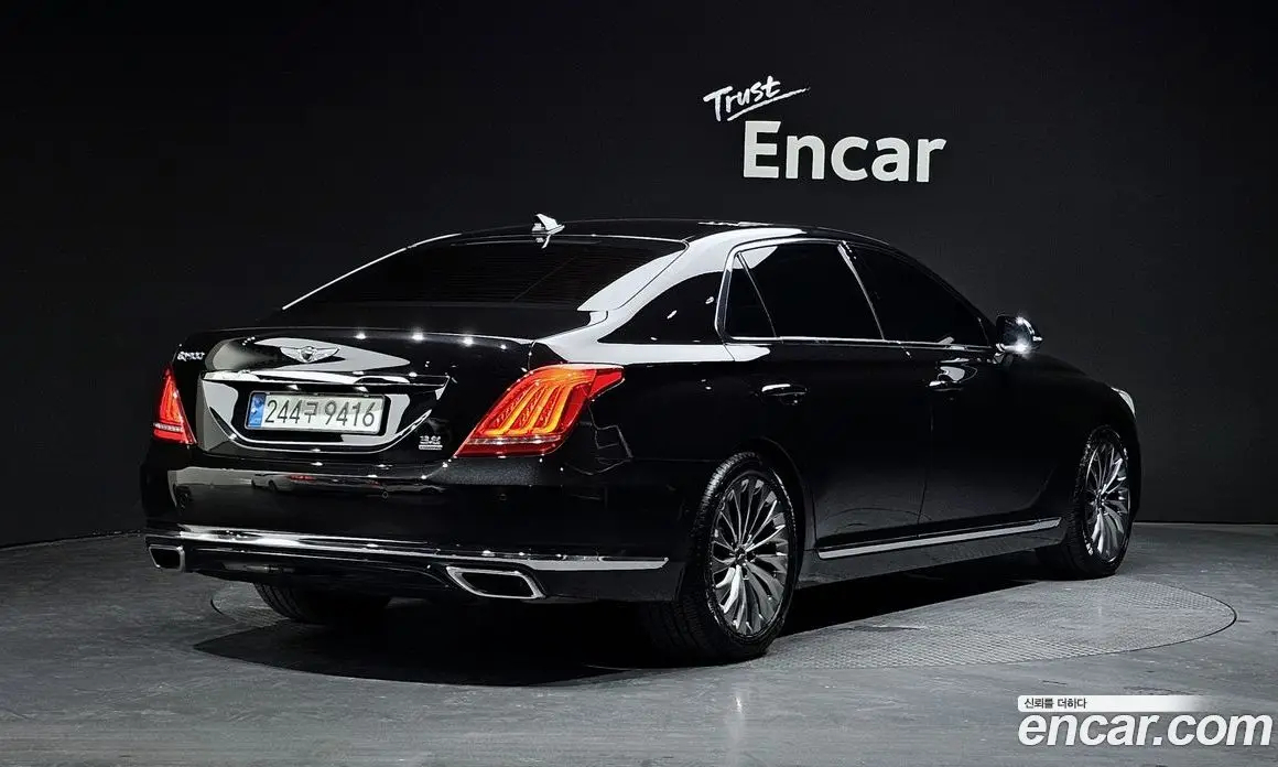 Genesis EQ900 2018 3.8 автомат (гидро), фото 1 Genesis EQ900 2018 3.8 автомат (гидро), фото 1