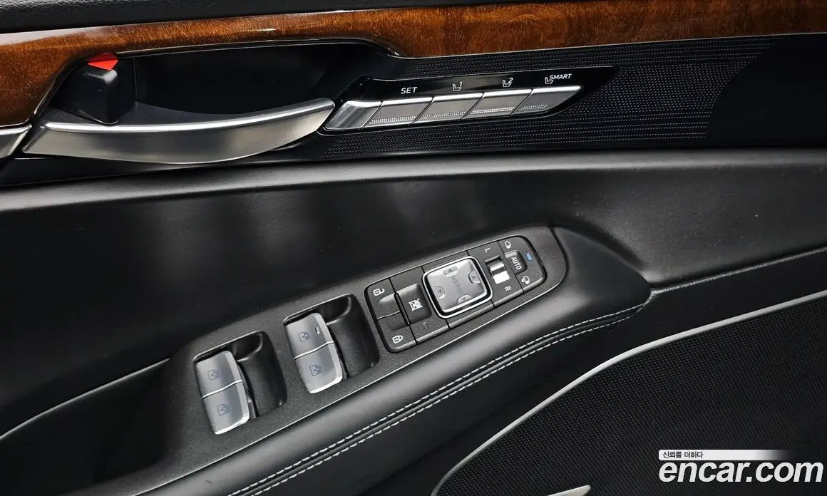 Genesis EQ900 2018 3.8 автомат (гидро), фото 26 Genesis EQ900 2018 3.8 автомат (гидро), фото 26