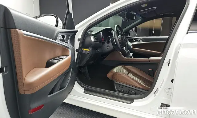 Genesis G70 2019 2.2 автомат (гидро), миниатюра 10