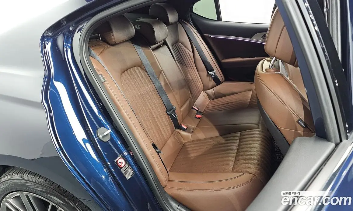 Genesis G70 2019 2.0 автомат (гидро), фото 11 Genesis G70 2019 2.0 автомат (гидро), фото 11