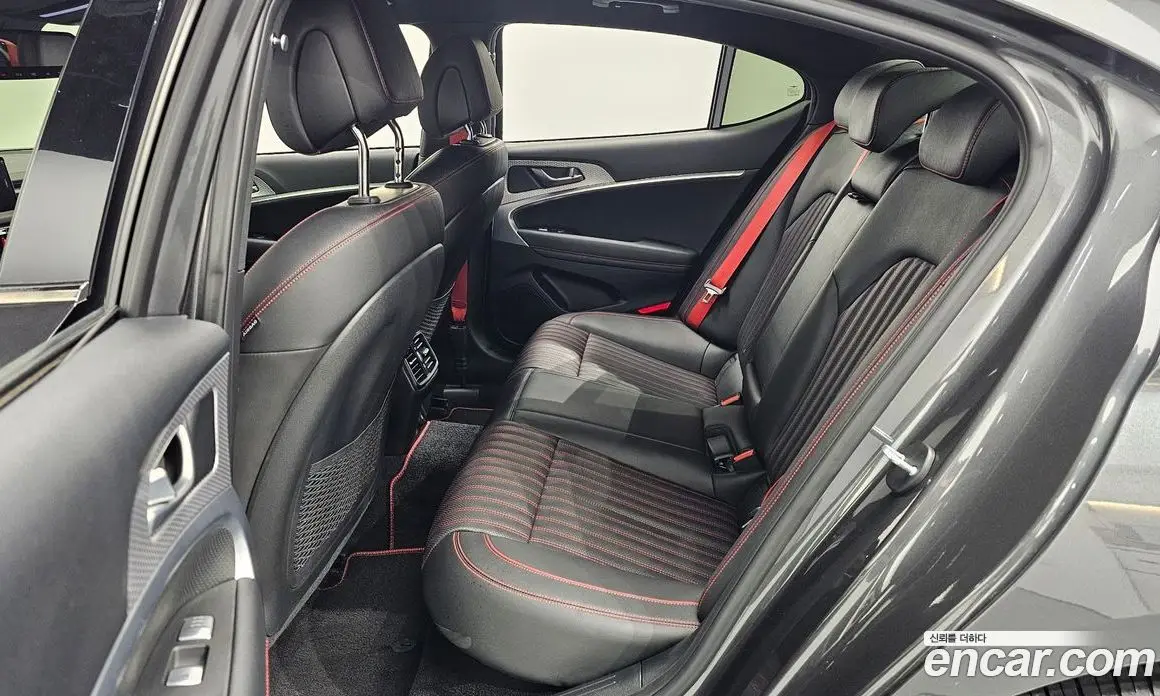Genesis G70 2021 2.0 автомат (гидро), фото 12 Genesis G70 2021 2.0 автомат (гидро), фото 12