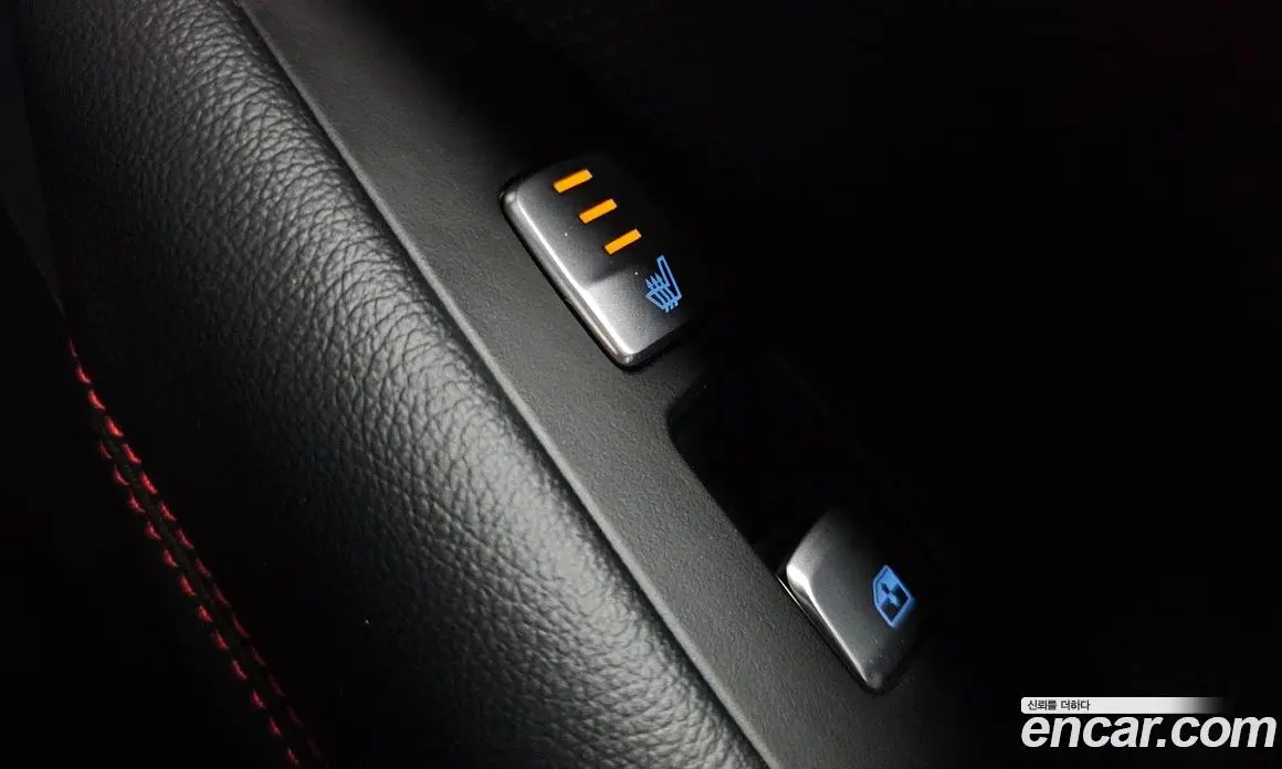 Genesis G70 2021 2.0 автомат (гидро), фото 18 Genesis G70 2021 2.0 автомат (гидро), фото 18