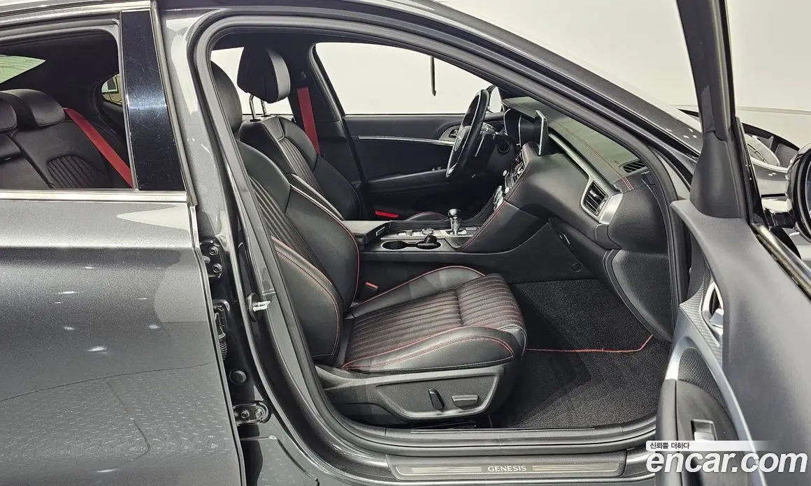 Genesis G70 2021 2.0 автомат (гидро), фото 10 Genesis G70 2021 2.0 автомат (гидро), фото 10