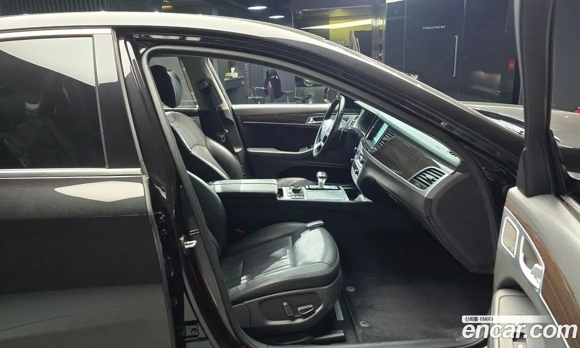 Genesis G80 2017 3.3 автомат (гидро), фото 10 Genesis G80 2017 3.3 автомат (гидро), фото 10