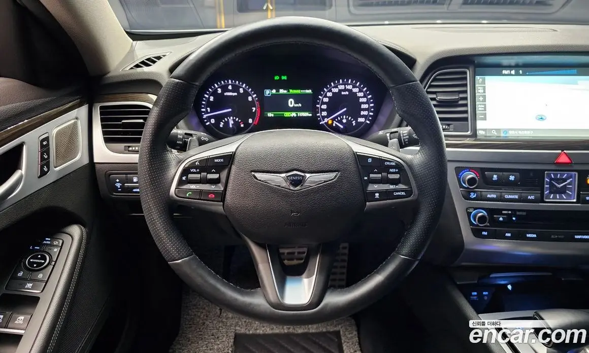 Genesis G80 2018 3.3 автомат (гидро), фото 18 Genesis G80 2018 3.3 автомат (гидро), фото 18