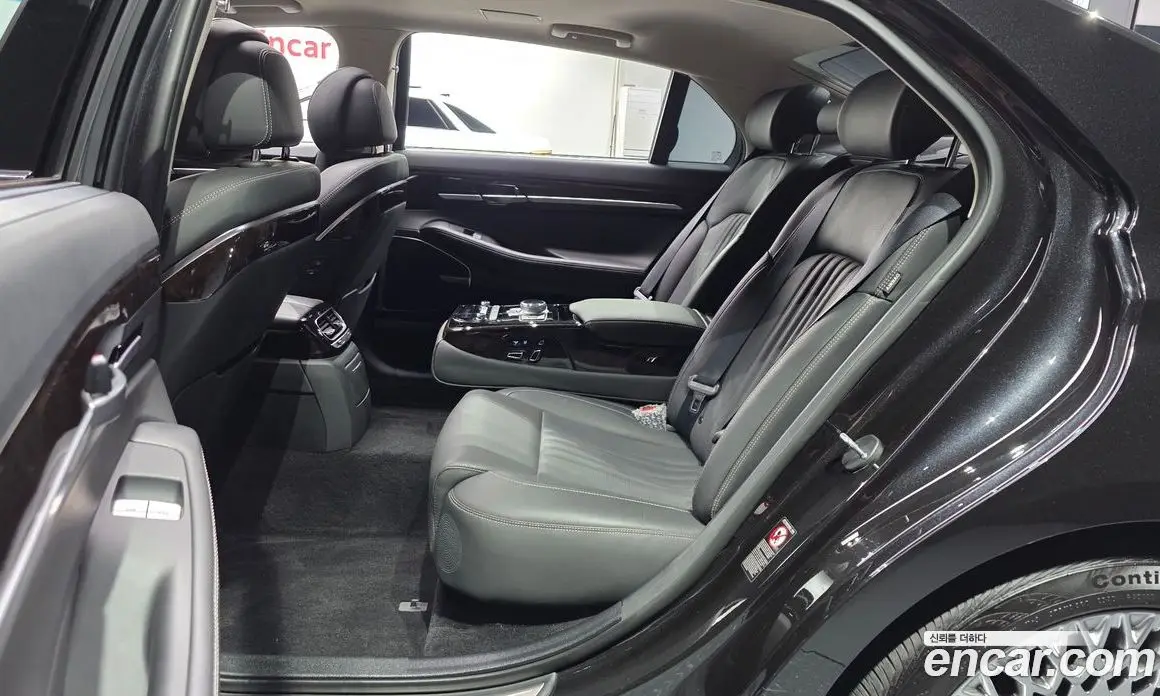 Genesis G90 2019 3.8 автомат (гидро), фото 17 Genesis G90 2019 3.8 автомат (гидро), фото 17