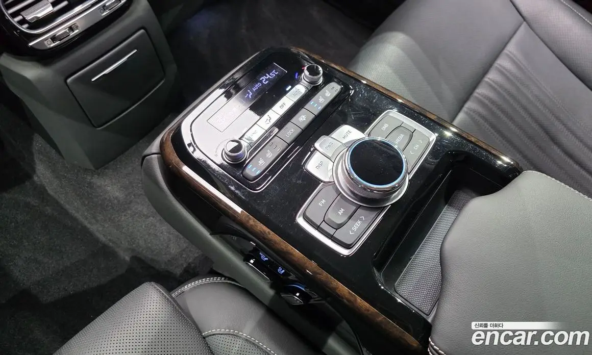 Genesis G90 2019 3.8 автомат (гидро), фото 24 Genesis G90 2019 3.8 автомат (гидро), фото 24