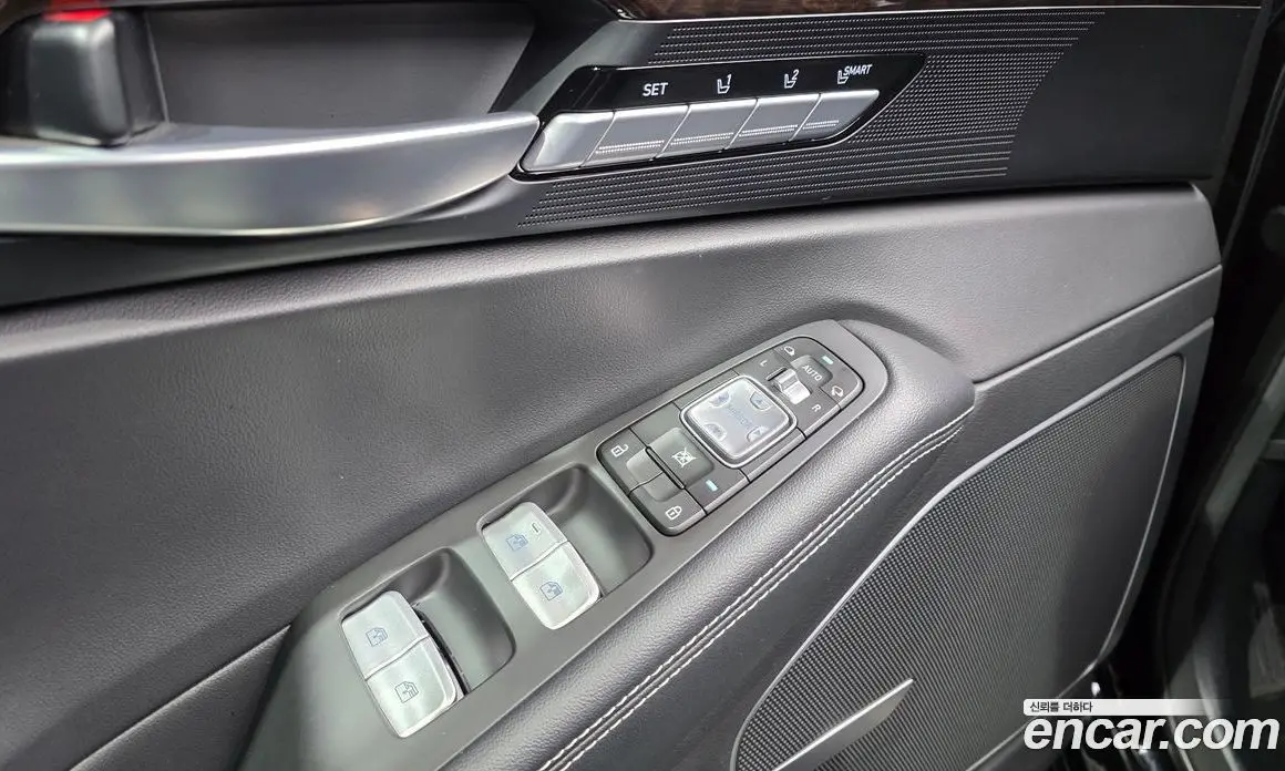 Genesis G90 2019 3.8 автомат (гидро), фото 28 Genesis G90 2019 3.8 автомат (гидро), фото 28