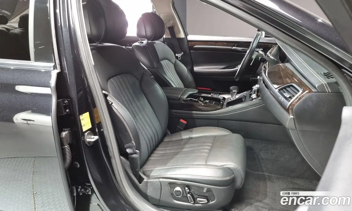 Genesis G90 2020 3.8 автомат (гидро), фото 11 Genesis G90 2020 3.8 автомат (гидро), фото 11