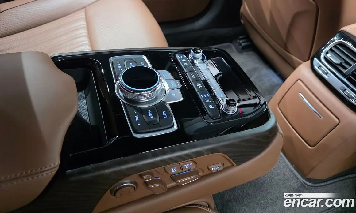 Genesis G90 2020 3.8 автомат (гидро), фото 17 Genesis G90 2020 3.8 автомат (гидро), фото 17