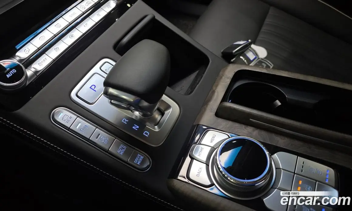 Genesis G90 2020 3.8 автомат (гидро), фото 12 Genesis G90 2020 3.8 автомат (гидро), фото 12