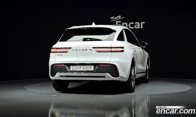 Genesis GV70 2021 2.2 автомат (гидро), миниатюра 4 Genesis GV70 2021 2.2 автомат (гидро), миниатюра 4