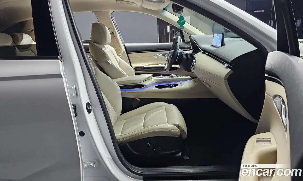 Genesis GV70 2021 2.2 автомат (гидро), фото 10 Genesis GV70 2021 2.2 автомат (гидро), фото 10