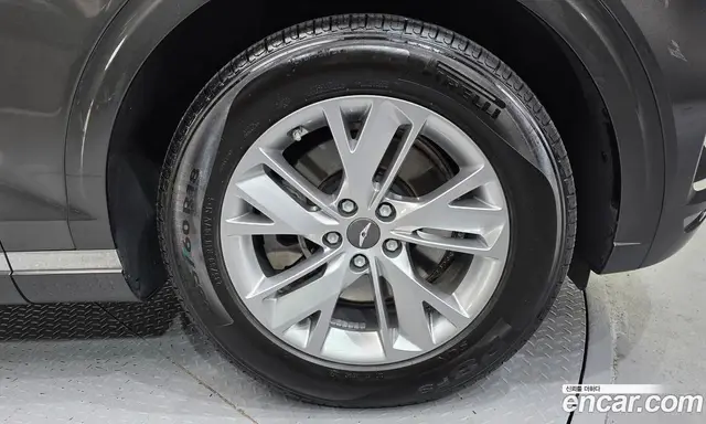 Genesis GV70 2023 2.5 автомат (гидро), миниатюра 5