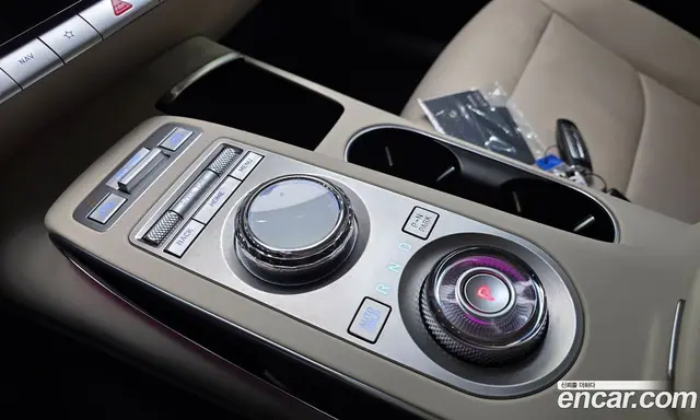 Genesis GV70 2023 2.5 автомат (гидро), миниатюра 9