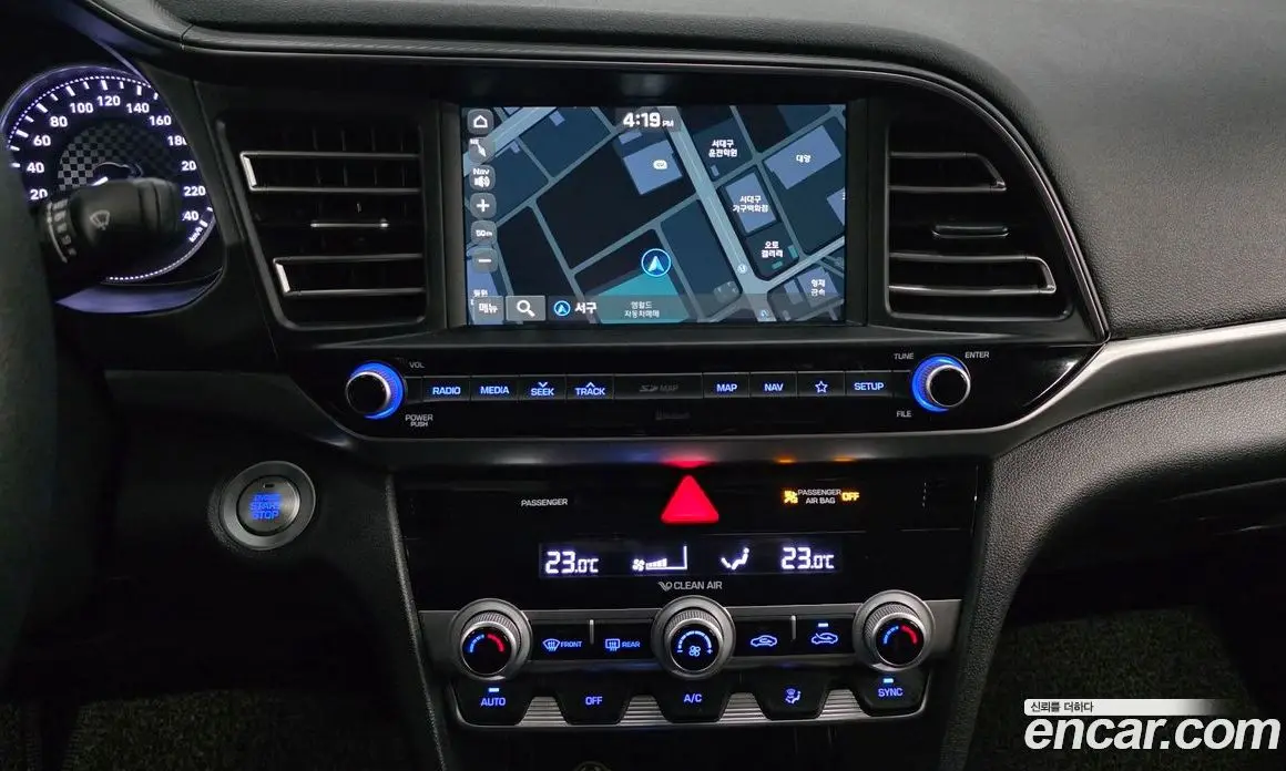 Hyundai Avante 2018 1.6 автомат (гидро), фото 15
