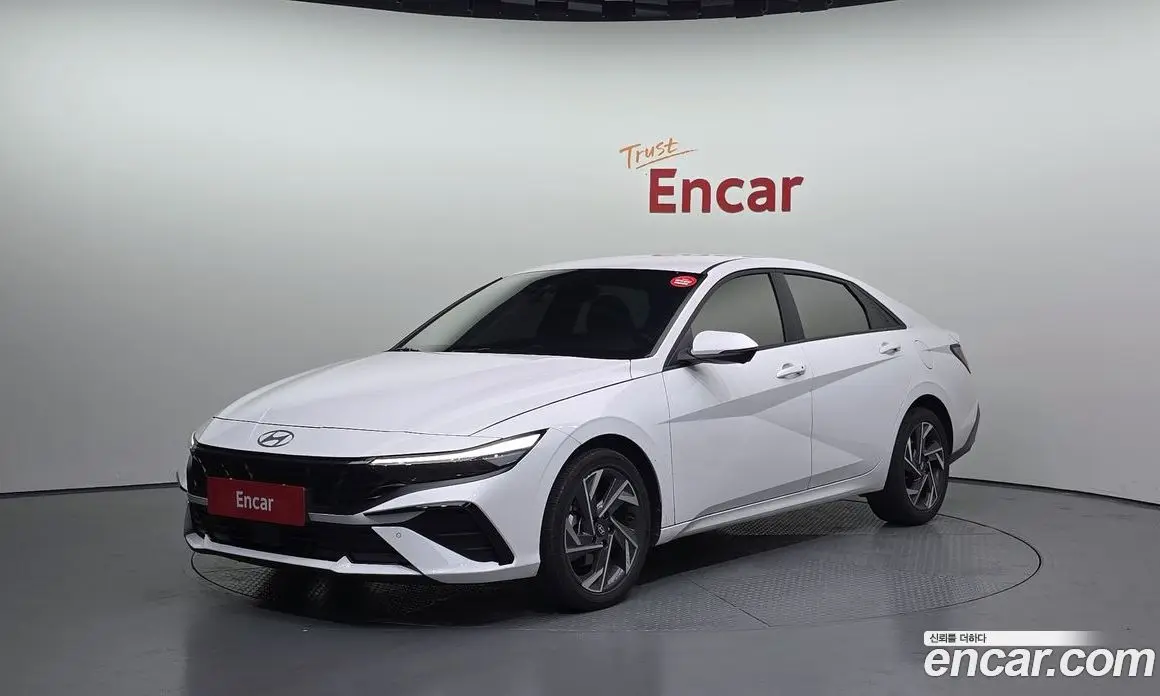 Hyundai Avante 2023 1.6 автомат (гидро), фото 1 Hyundai Avante 2023 1.6 автомат (гидро), фото 1