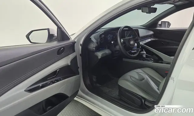 Hyundai Avante 2023 1.6 автомат (гидро), миниатюра 11 Hyundai Avante 2023 1.6 автомат (гидро), миниатюра 11