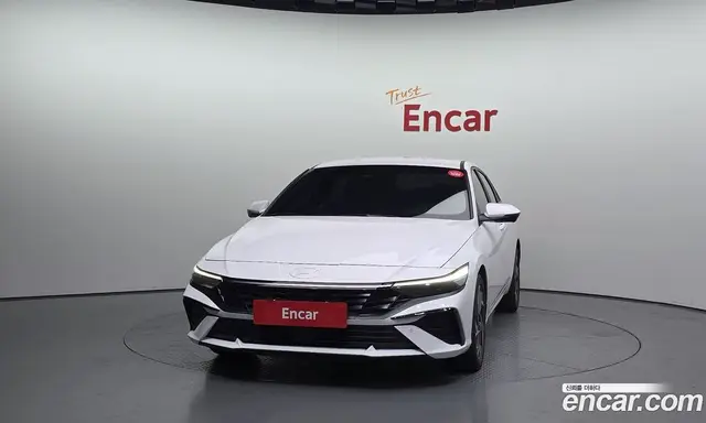 Hyundai Avante 2023 1.6 автомат (гидро), миниатюра 3 Hyundai Avante 2023 1.6 автомат (гидро), миниатюра 3