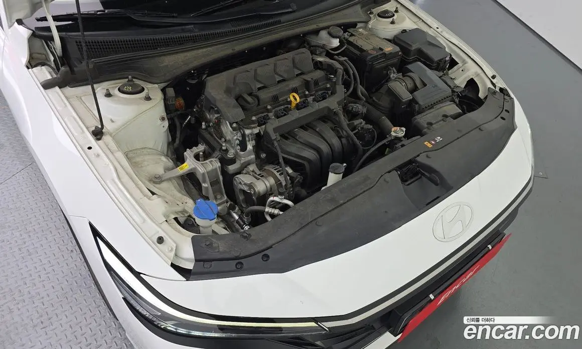 Hyundai Avante 2023 1.6 автомат (гидро), фото 6 Hyundai Avante 2023 1.6 автомат (гидро), фото 6