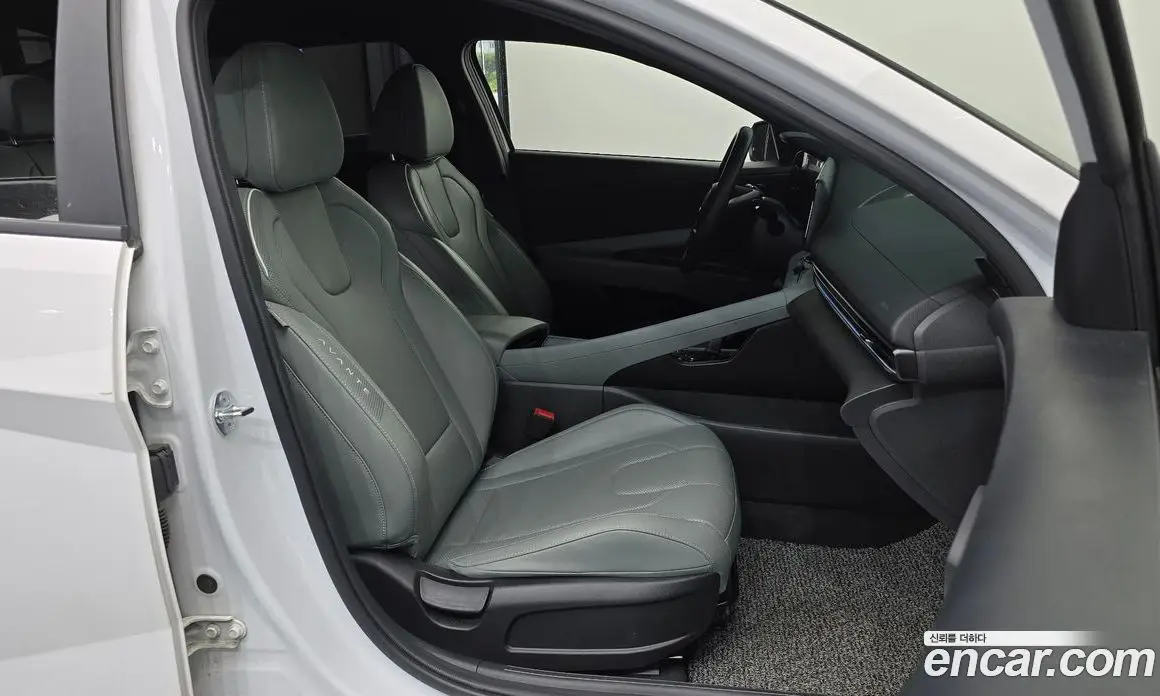 Hyundai Avante 2023 1.6 автомат (гидро), фото 10 Hyundai Avante 2023 1.6 автомат (гидро), фото 10