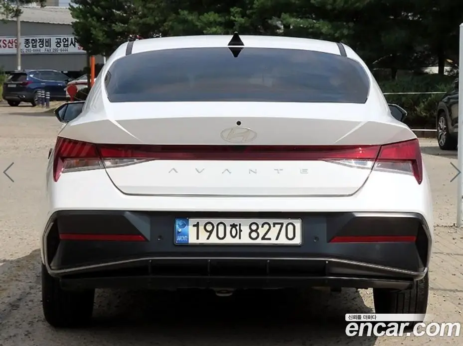 Hyundai Avante 2023 1.6 автомат (гидро), фото 4 Hyundai Avante 2023 1.6 автомат (гидро), фото 4
